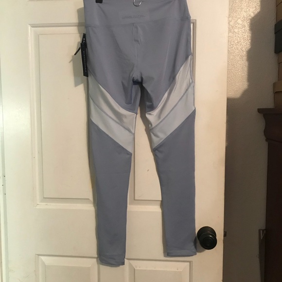 BCBGMAXAZRIA leggings - Picture 3 of 3